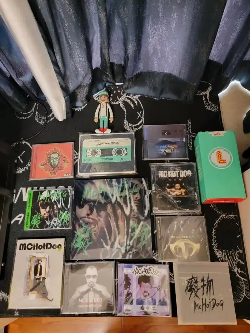 专收:mc hotdog 热狗.