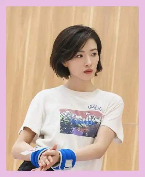 女演员万茜本来坚持不婚,却嫁给平凡丈夫,四十岁还为