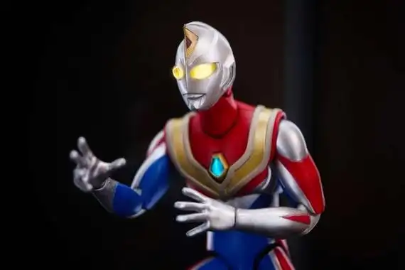 ultra-act 戴拿奥特曼 戴拿奥特曼  闪亮型