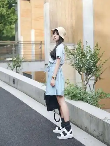 女生拍照姿势,拍出时尚街拍照!