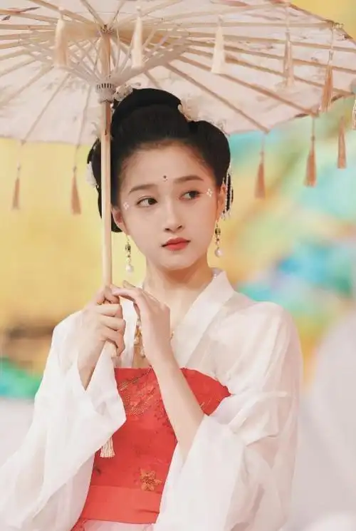 童星生存群像有人在娱圈苦苦挣扎有人硕博连读走上另一条大道