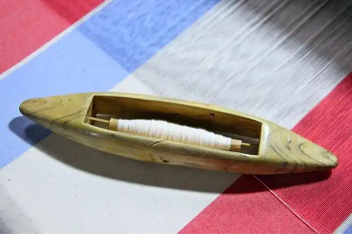 原始织布机——纯手工纺织