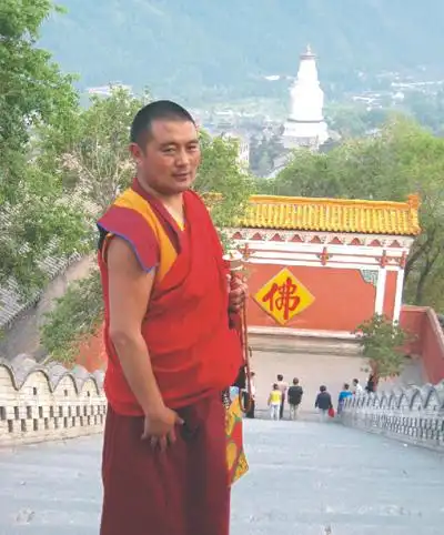 格花堪布慈航路途下篇堪布格花仁波切第七章殊胜事迹