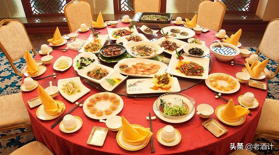 酒桌上的规矩饭局点菜和座次安排的五大规矩