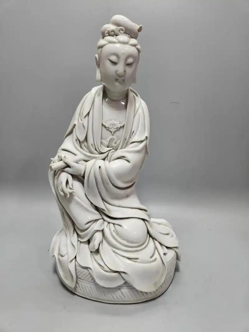 德化窑象牙白釉佛坐像#古玩瓷器推荐 #器物之美 #明清瓷器 - 抖音