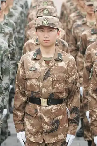 中国军服,帅气!