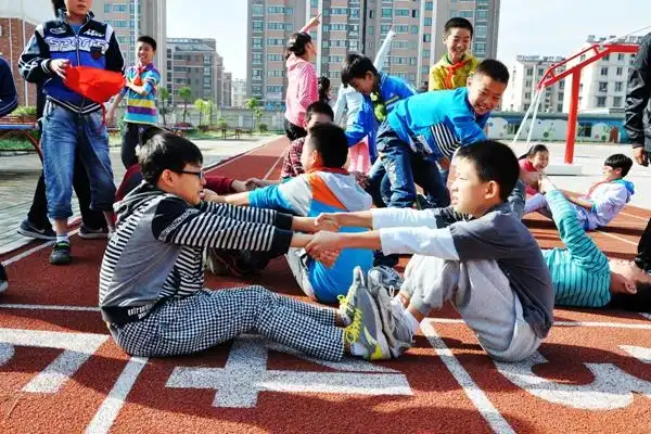 刘湾小学开展快乐课间十分钟游戏活动