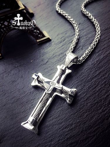 潮流时尚守护闪钻钛钢十字架项链男士长款吊坠挂坠项链