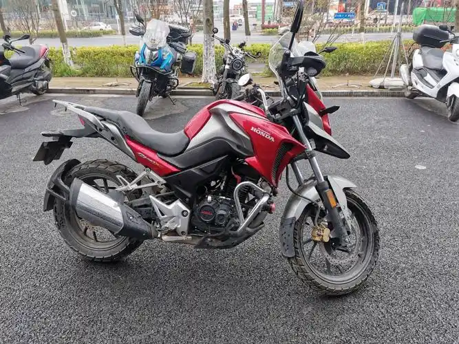 二手摩托车五羊本田 猛鸷 cb 190 x