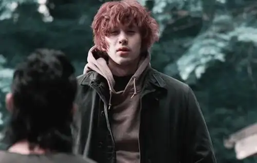 热血高校里林田惠的发型该怎么弄?