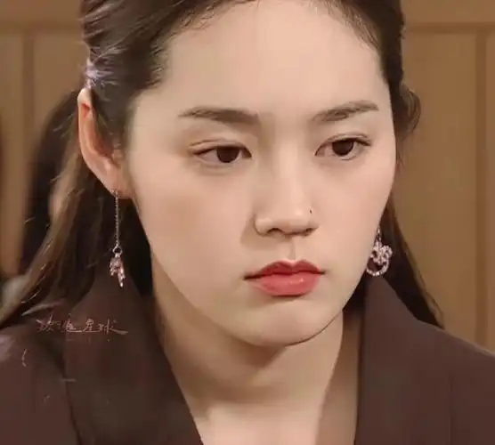 鼻子加鼻尖痣是她美丽的最大功臣韩佳人盛世美颜查收爱意