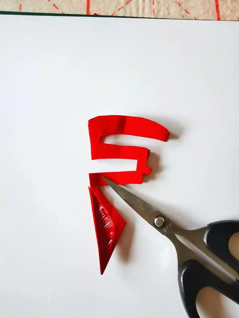 用数字5剪出来的团花有多美你们知道吗#手工剪纸 #艺术 #简 - 抖音