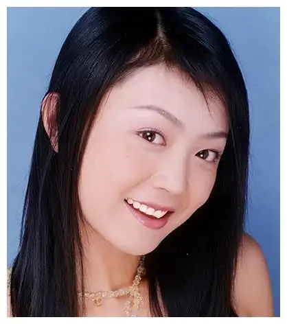 外来媳妇本地郎coco毛琳在剧外是位多才多艺的主持人