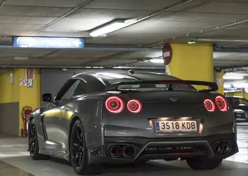 战神gtr track-edition