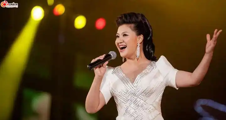 首页 文章资料库 好文分享   在歌唱中,共鸣不仅是形成歌唱声音的必要