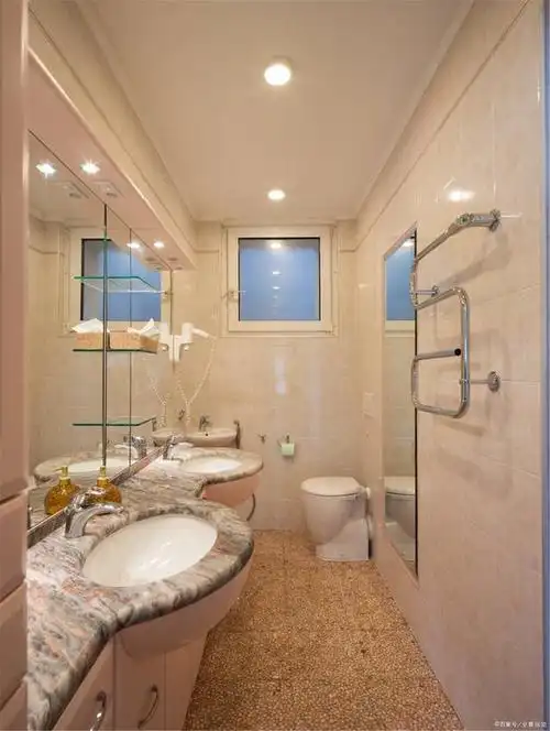 农村自建住宅如何设置合适的卫生间?这些问题确实需要仔细考虑!