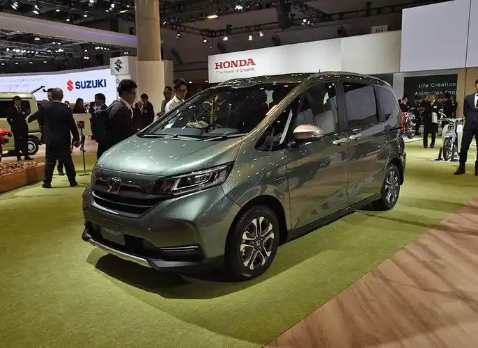 本田freed将上市双侧电滑门配大七座或15万起值吗