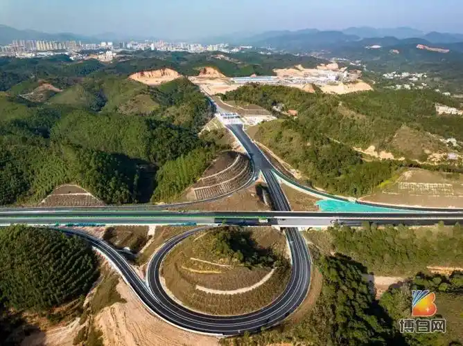 详细到出口,桥隧……_博白_浦北_高速公路