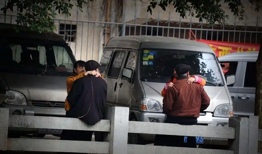 广西南宁街头老人色情服务猖獗