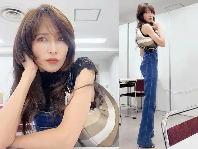 工藤静香52岁枯瘦也惊艳:长裙 牛仔裤不离身,打扮高雅太迷人