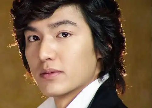 《花样男子》中李敏镐的卷刘海