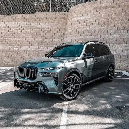 宝马x7的改装套件很少见啊