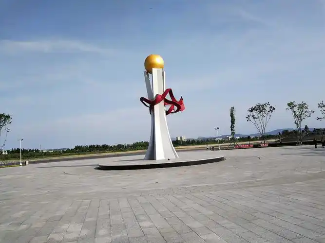 明珠广场是珲春市民大型活动的娱乐场所