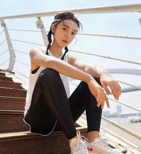 赵今麦视频被晒出,穿运动服跑步,整个人散发着青春味道