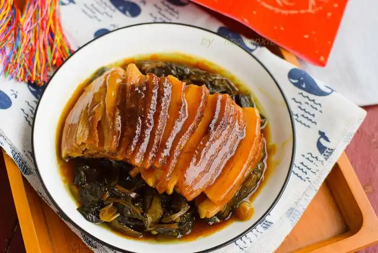 在家做扣肉这些步骤不能省浓香软糯入口即化从不吃肥肉的小朋友都爱了