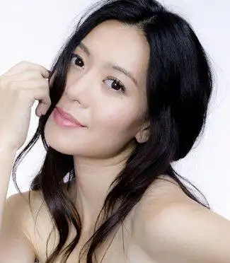 央视主持人程雨涵个人资料及近况和图片笔生活照程雨涵主持 - 佩龙