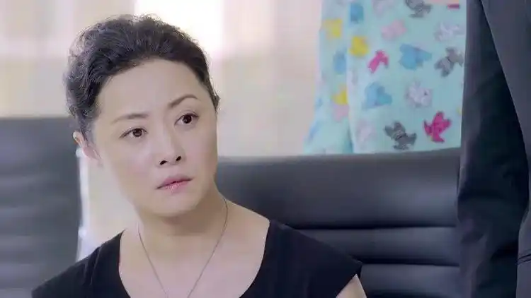 待嫁老爸程春红不满意改动过的方案,就没有签下这个合约