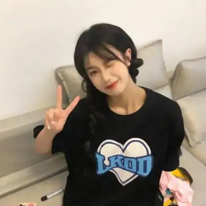 女生头像温柔仙气正脸小清新 头像单人女生ins风格图片_女生头像_美头