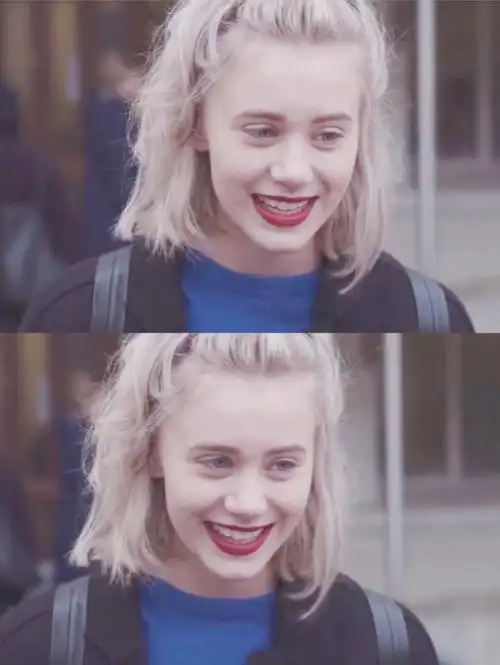 如何评价挪威剧skam里noora的颜