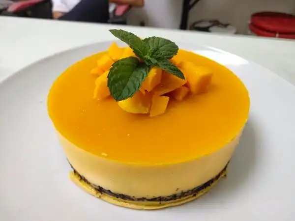 爱吃的牛妞做的芒果慕斯蛋糕