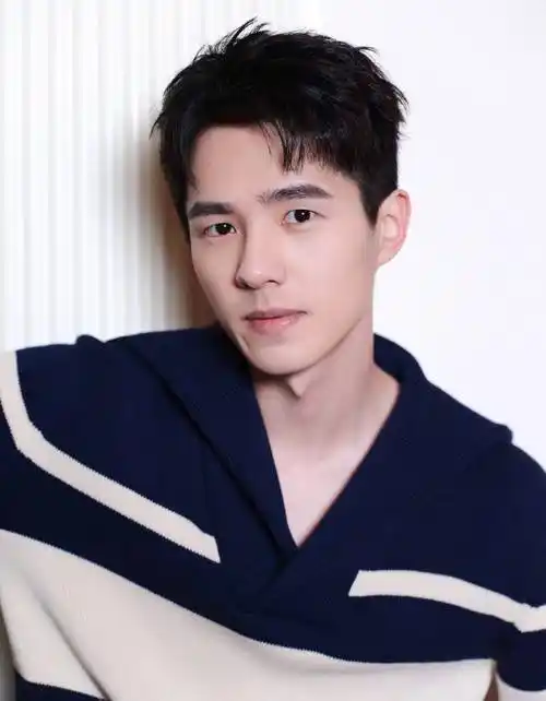 娱乐瓜 魏大勋 龚俊 张婧仪 侯明昊 邓为 张凌赫 刘昊然_情人节_营业