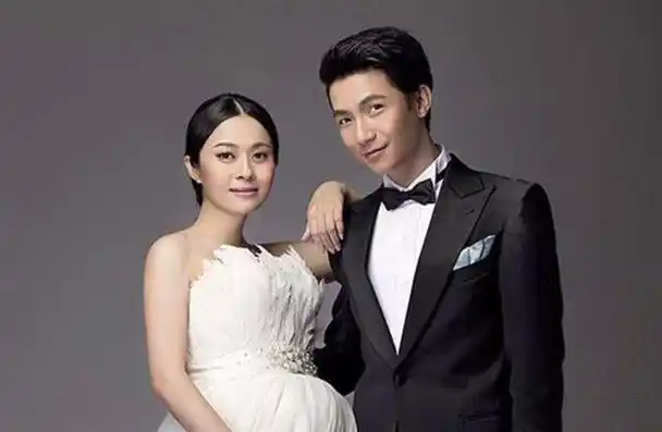 芒果台推出的竞演综艺节目《披荆斩棘的哥哥》目前正在热播中!