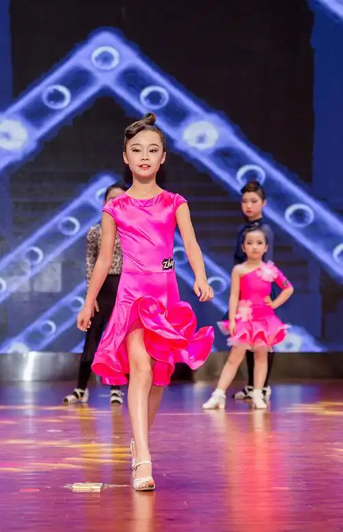 重庆少儿拉丁舞培训班-街舞-中国舞培训机构-杨柳舞蹈