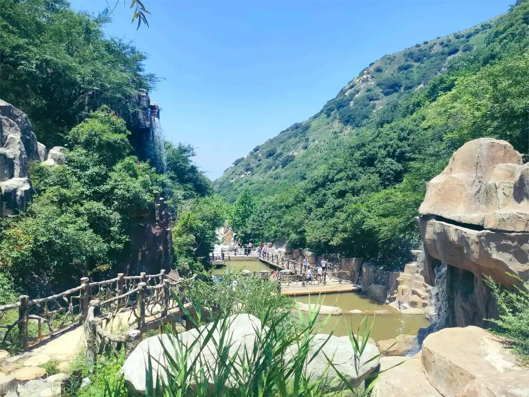 没有想到,运城凤凰谷这美丽动人的名字,原来还是两个皇帝给起的