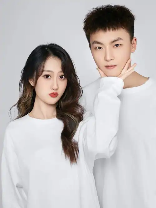 情侣写真海马体情侣文艺照没有翻车