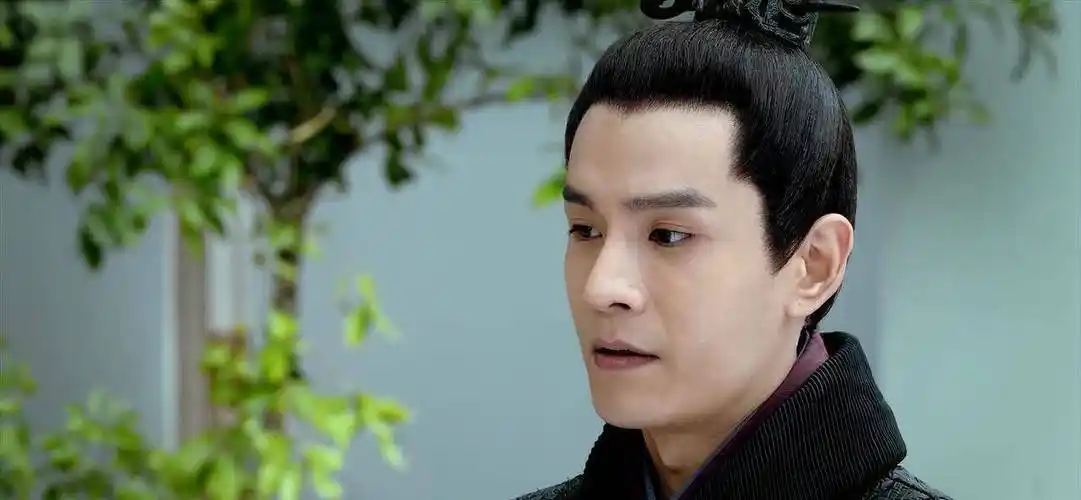 仗义姐杨紫发文宣传罗云熙李治廷新戏,调侃罗云熙,站队李治廷!