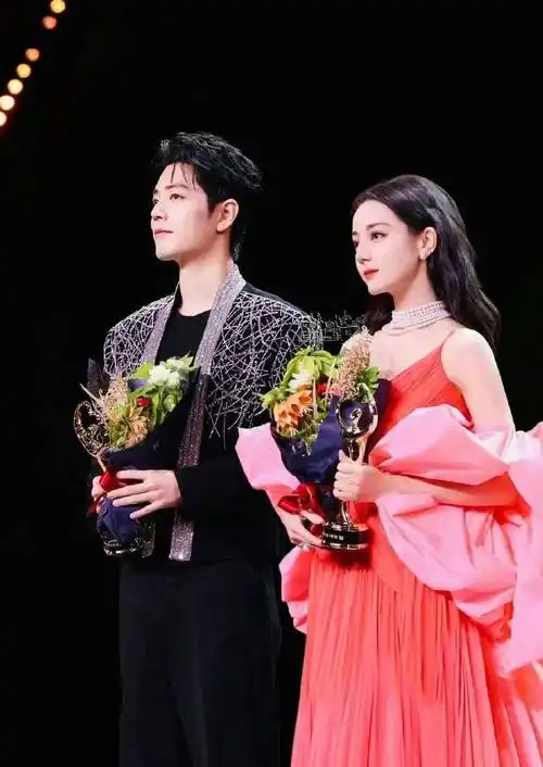 唐嫣无视粉丝?tvb 进攻内娱?_张艺兴_丫头_合作