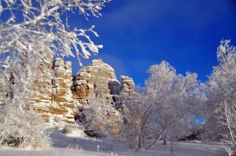 在我镜头下的内蒙古克什克腾旗赤峰市"阿斯哈图石林"石林冰雪美景.
