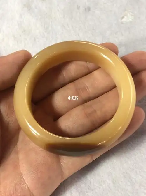 和田玉俄料糖玉手镯