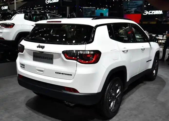 2021款jeep指南者预售138万油耗7升精致外观真帅气