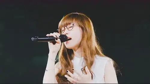 日本歌手aimer,失声后涅槃重生,声线直击灵魂