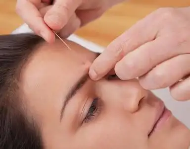 就有很多文人雅士对健康养生的方式十分认可,而中医针灸美容祛斑法
