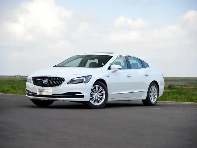 上汽通用别克 君越 2016款 30h 豪华型 象牙白 车身外观 已经是最后一