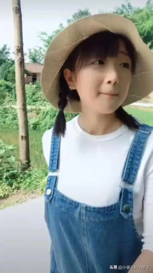 大家好我是小英子,每天上午更新短视频,每晚8点直播,欢迎好朋友捧场