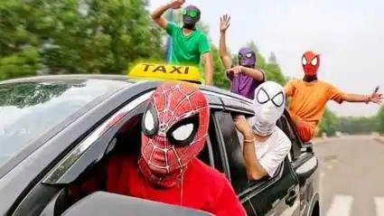 蜘蛛侠兄弟大战出租车司机,状况百出,爆笑不断!