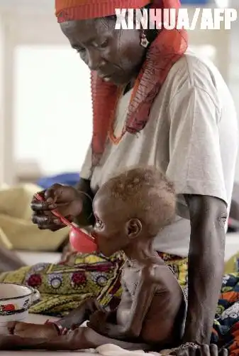 组图非洲尼日尔发生大饥荒15万儿童命悬一线